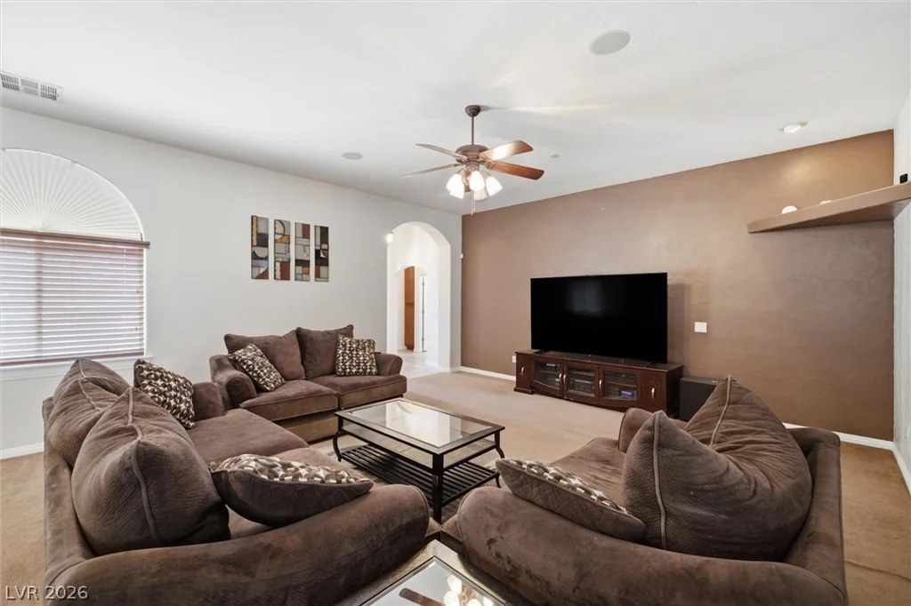 3890 Oakleaf, Pahrump, NV 89048