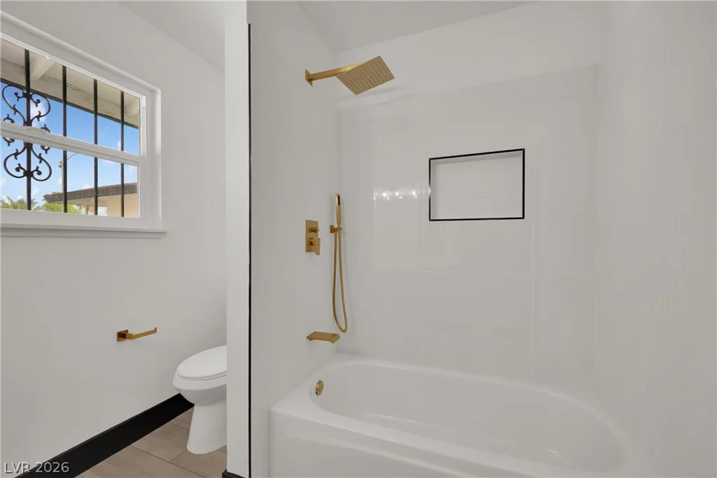 6329 Explorer, Las Vegas, NV 89103