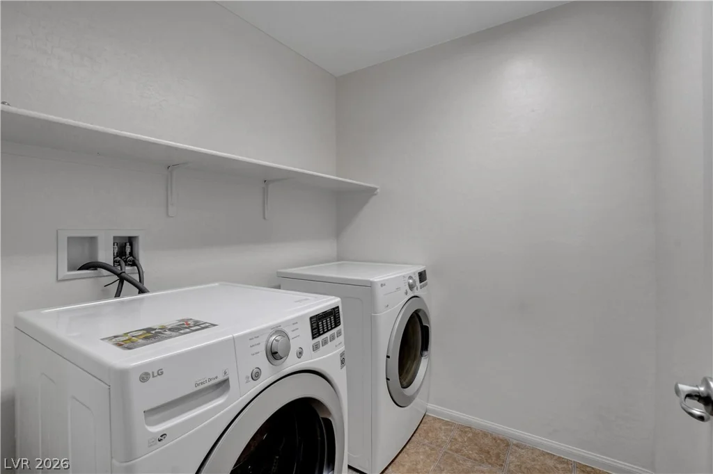 2107 Saybrook, North Las Vegas, NV 89081