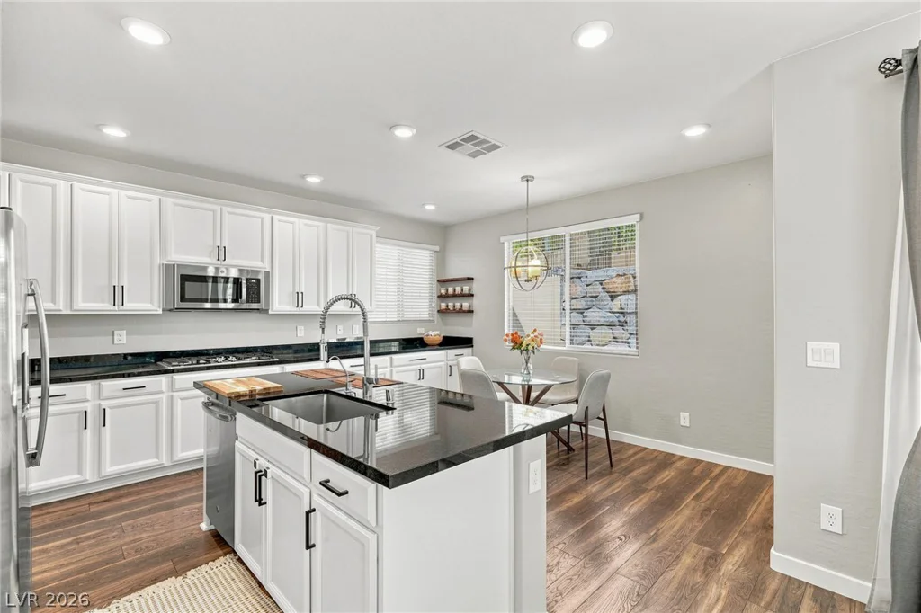 12388 Liberty Beacon, Las Vegas, NV 89138