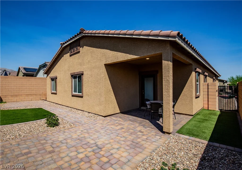 10927 Artisan Ranch, Las Vegas, NV 89166