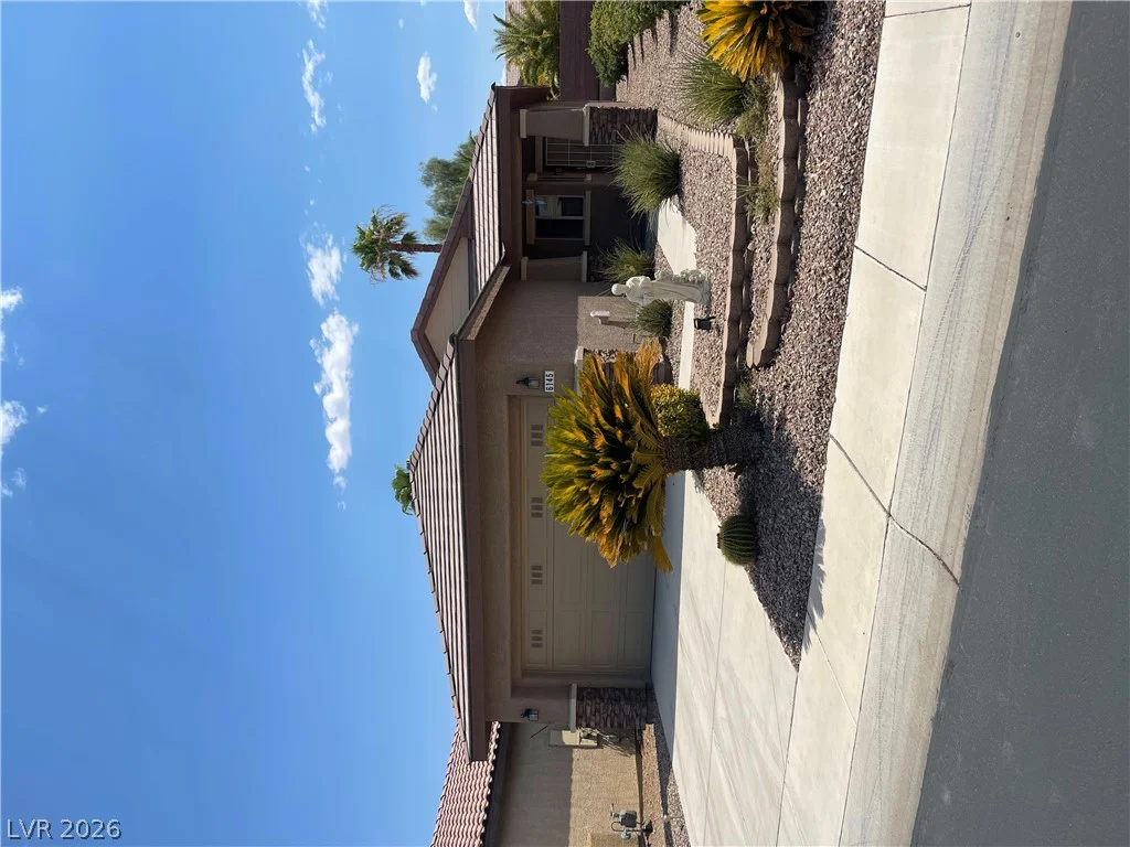 6145 Jutland, Las Vegas, NV 89122