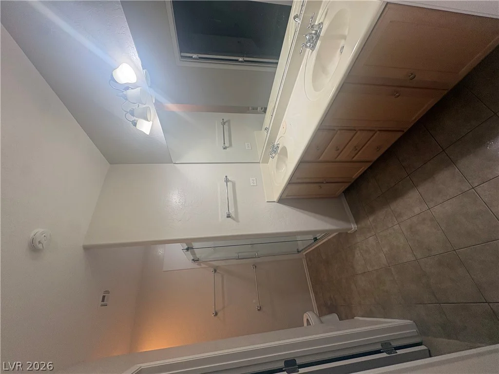 6145 Jutland, Las Vegas, NV 89122