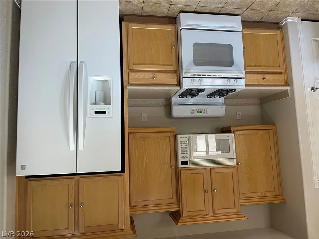 6145 Jutland, Las Vegas, NV 89122