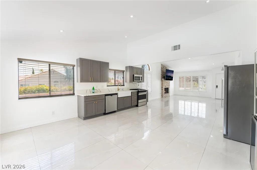 9028 Cypress Point, Las Vegas, NV 89117