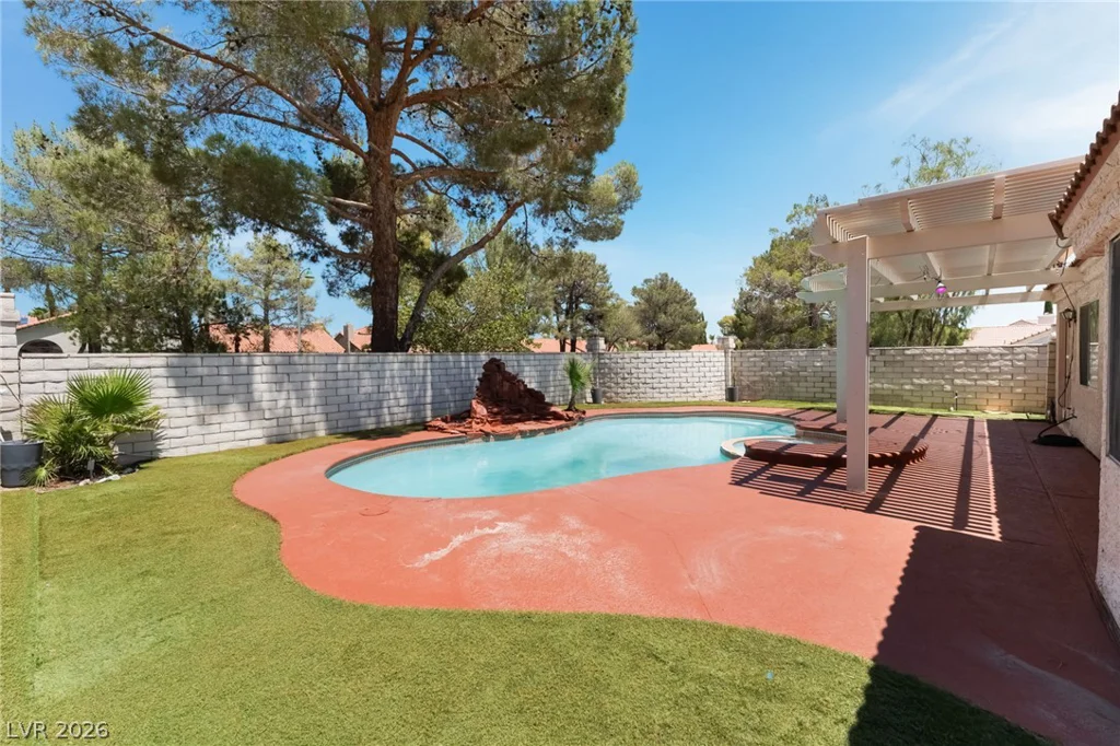 9028 Cypress Point, Las Vegas, NV 89117