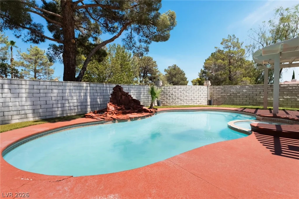 9028 Cypress Point, Las Vegas, NV 89117