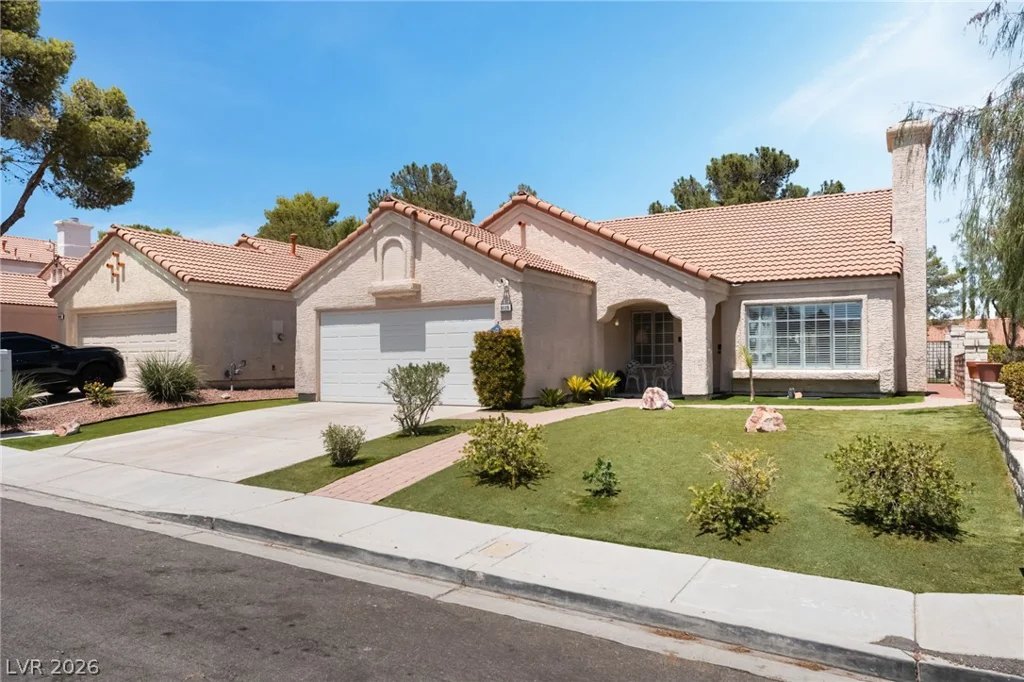 9028 Cypress Point, Las Vegas, NV 89117