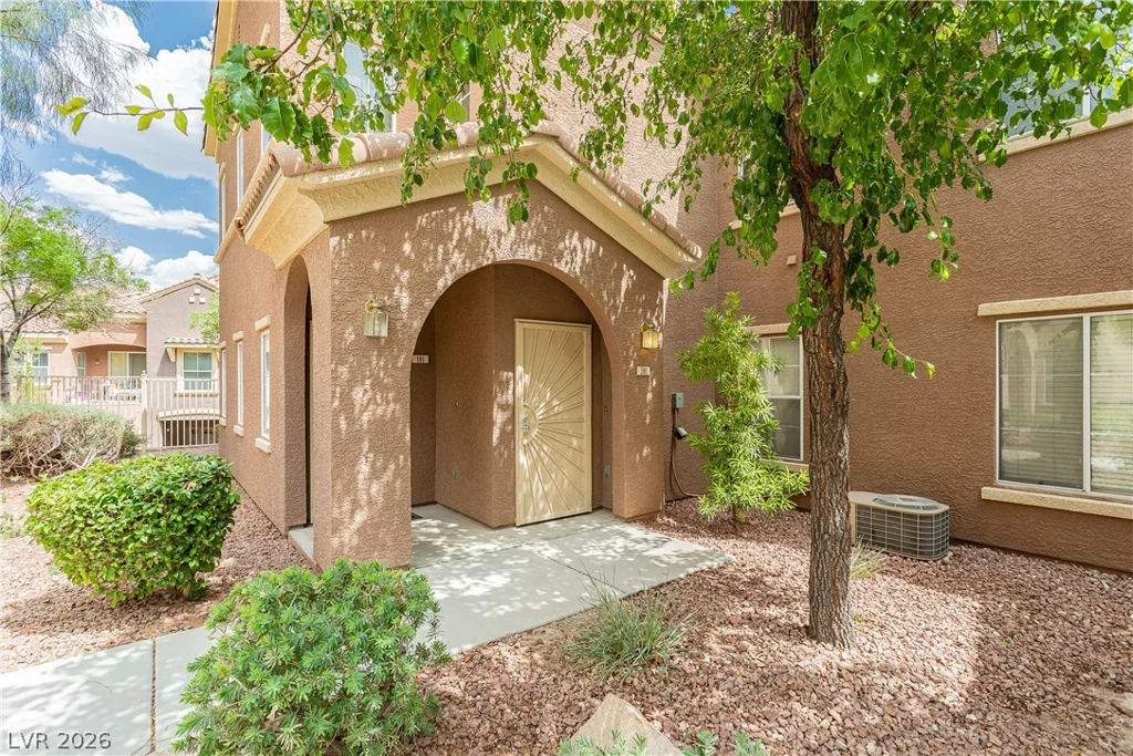 3840 Juno Beach, Las Vegas, NV 89129