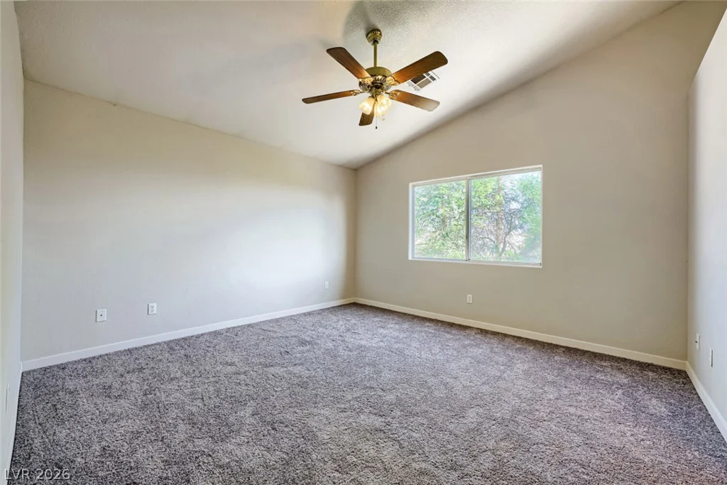 9304 Chilly Pond, Las Vegas, NV 89129