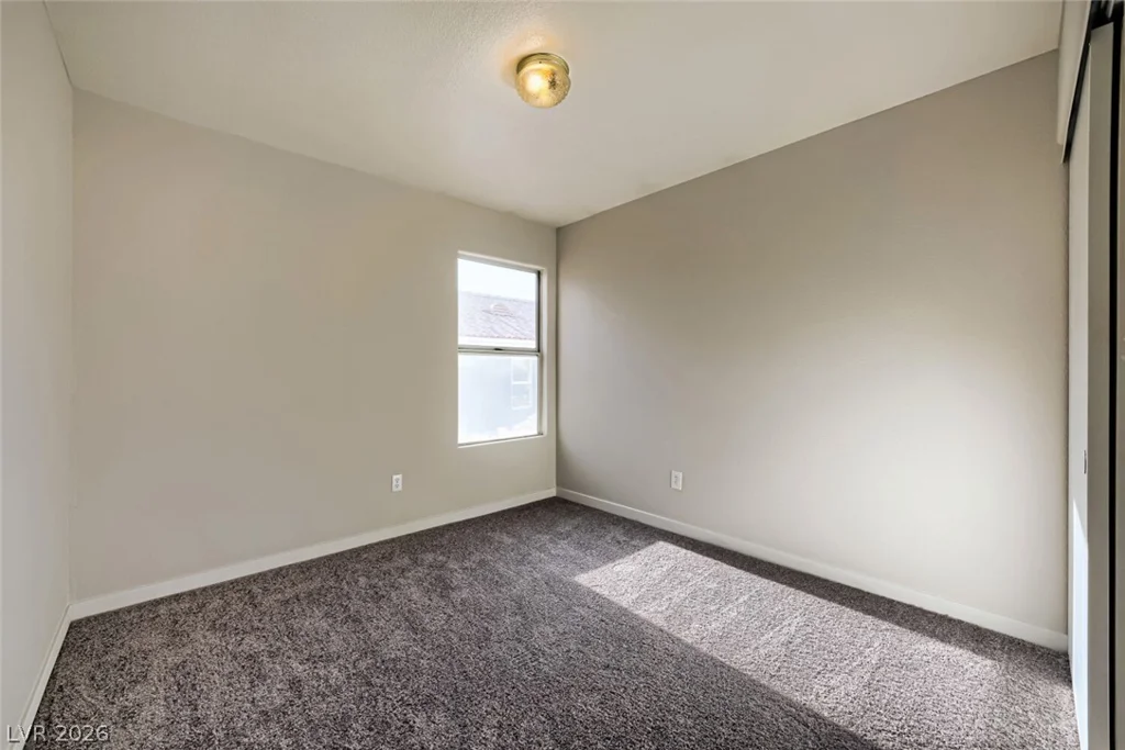 9304 Chilly Pond, Las Vegas, NV 89129