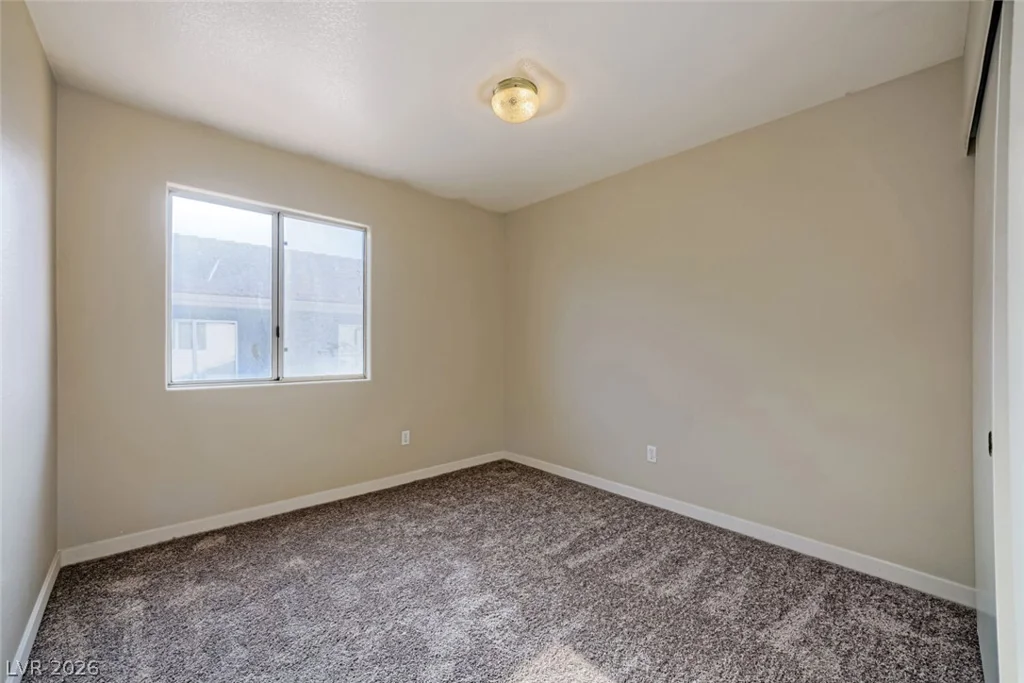 9304 Chilly Pond, Las Vegas, NV 89129