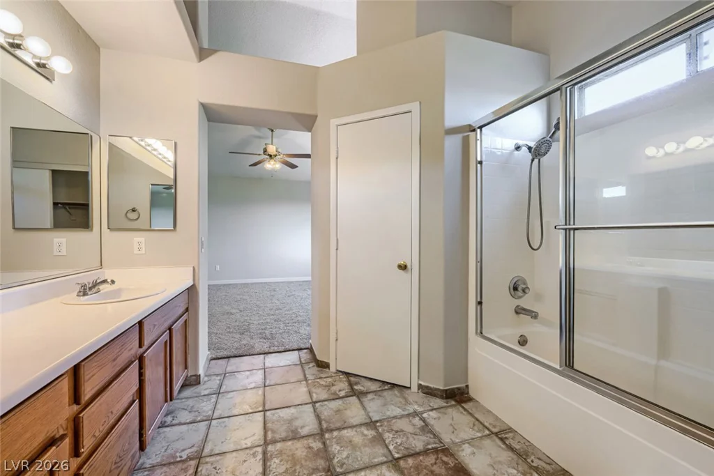 9304 Chilly Pond, Las Vegas, NV 89129