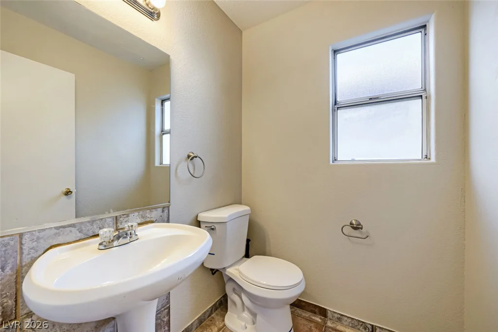 9304 Chilly Pond, Las Vegas, NV 89129