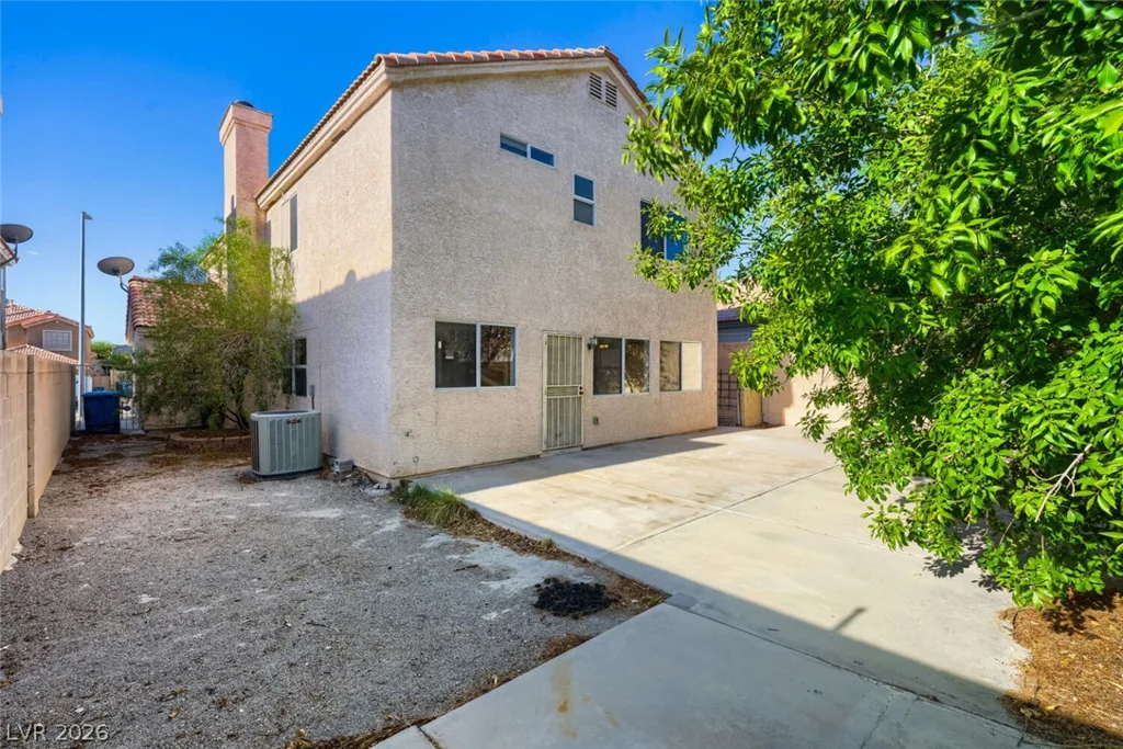 9304 Chilly Pond, Las Vegas, NV 89129