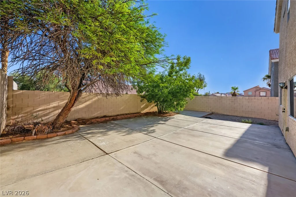 9304 Chilly Pond, Las Vegas, NV 89129