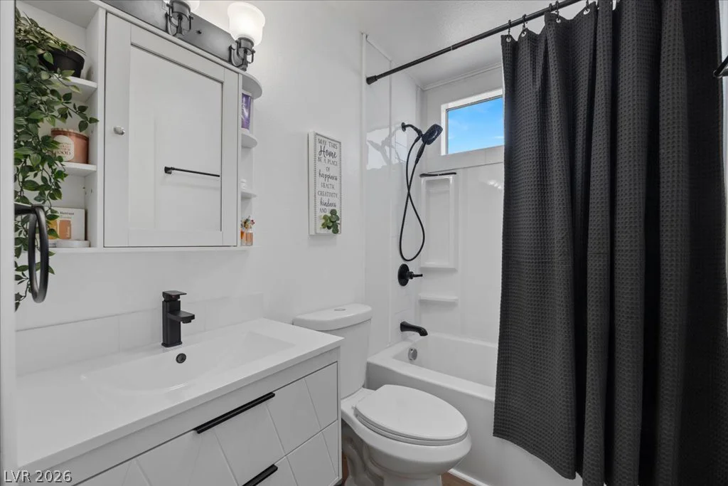 3970 Delling, Las Vegas, NV 89104