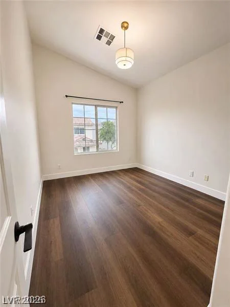 1529 Tillman Falls, Las Vegas, NV 89183