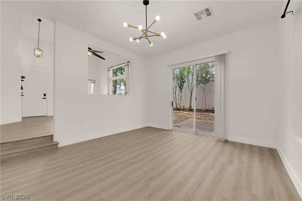 1529 Tillman Falls, Las Vegas, NV 89183