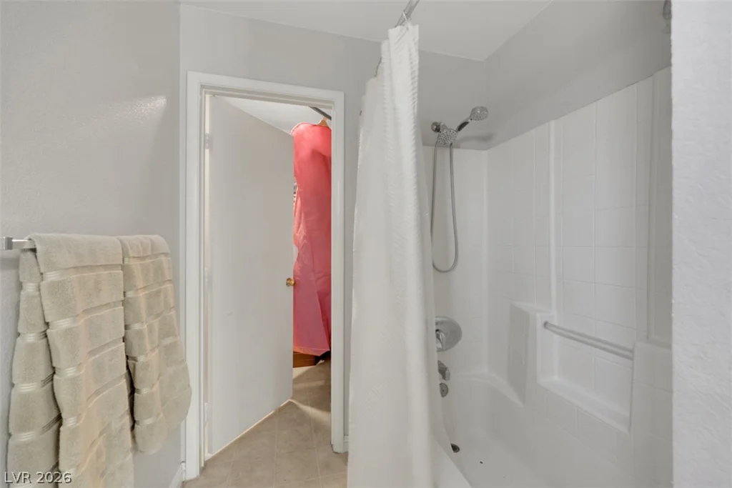 2127 ALISA MARIA, Las Vegas, NV 89104