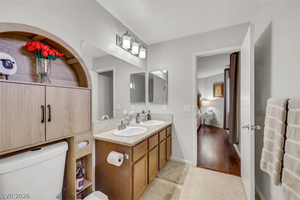 2127 ALISA MARIA, Las Vegas, NV 89104