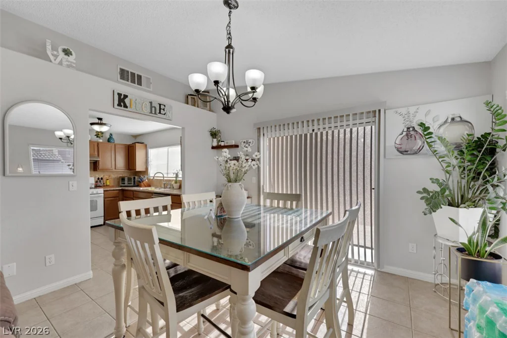 2127 ALISA MARIA, Las Vegas, NV 89104