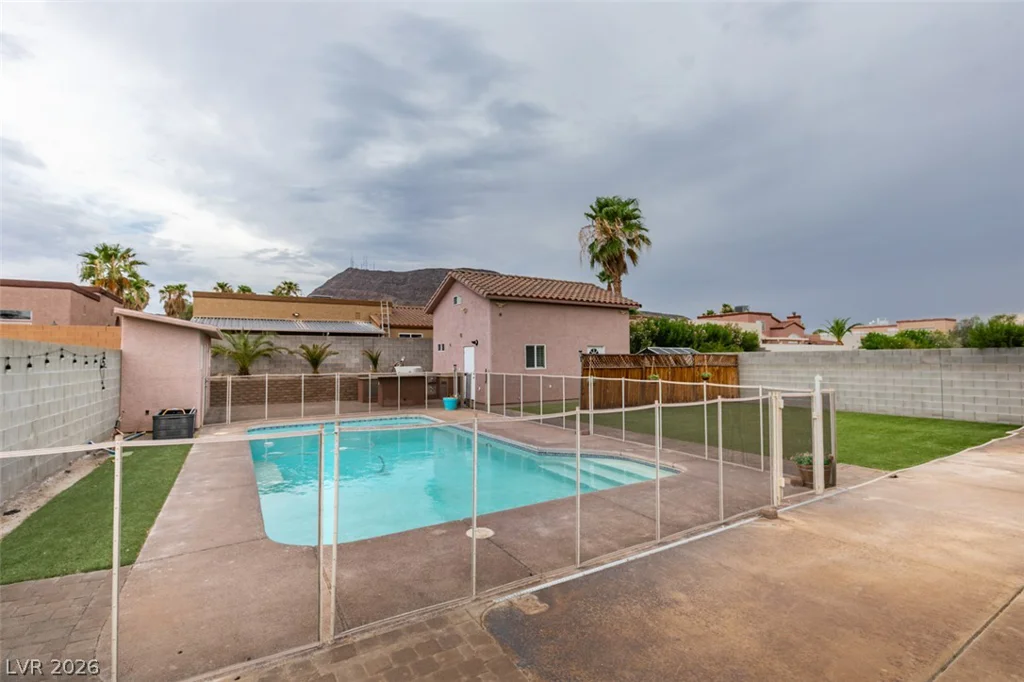 437 Waterwheel Falls, Henderson, NV 89015