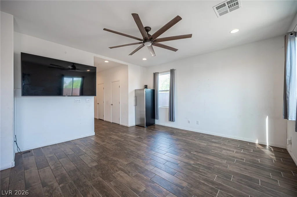 6030 Forest Archer, Las Vegas, NV 89122