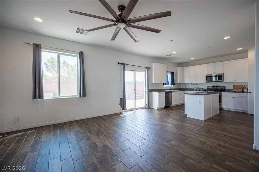 6030 Forest Archer, Las Vegas, NV 89122