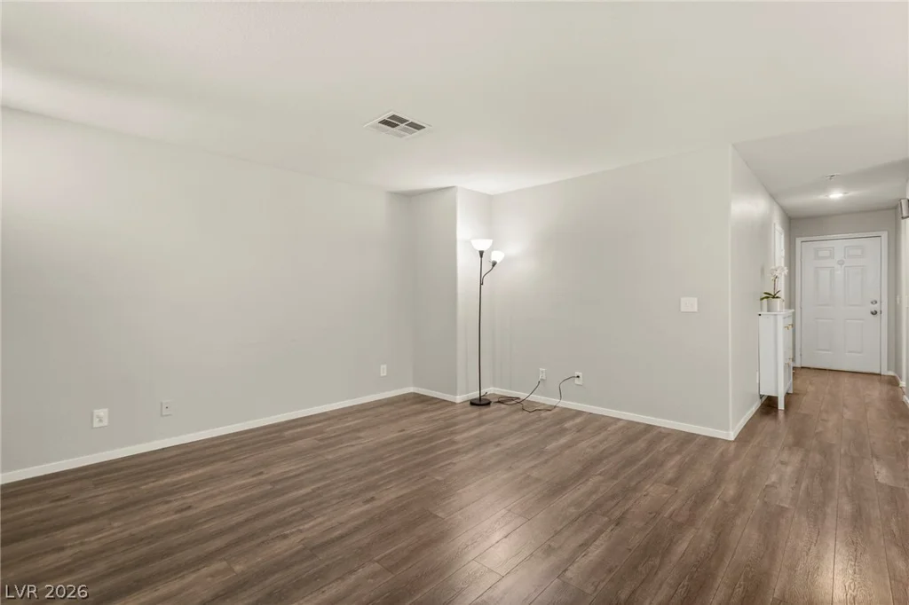 9929 Fragile Fields, Las Vegas, NV 89183