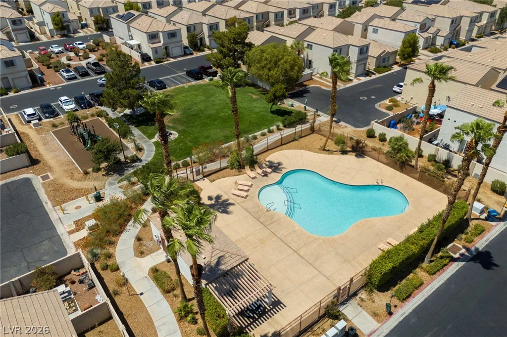 9929 Fragile Fields, Las Vegas, NV 89183