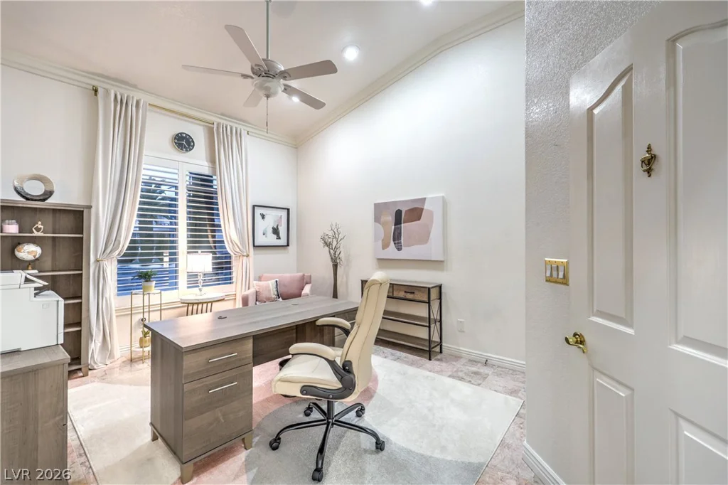 1941 Black Water, Las Vegas, NV 89117