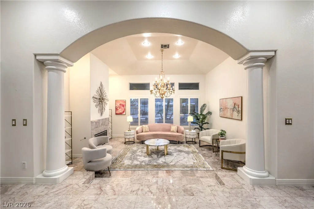 1941 Black Water, Las Vegas, NV 89117