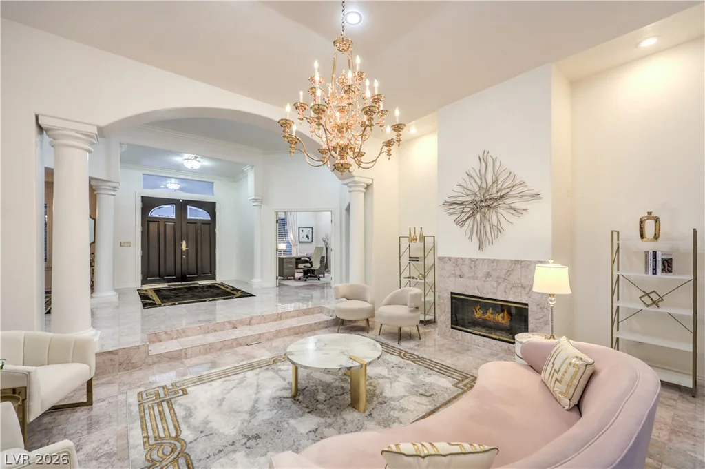 1941 Black Water, Las Vegas, NV 89117
