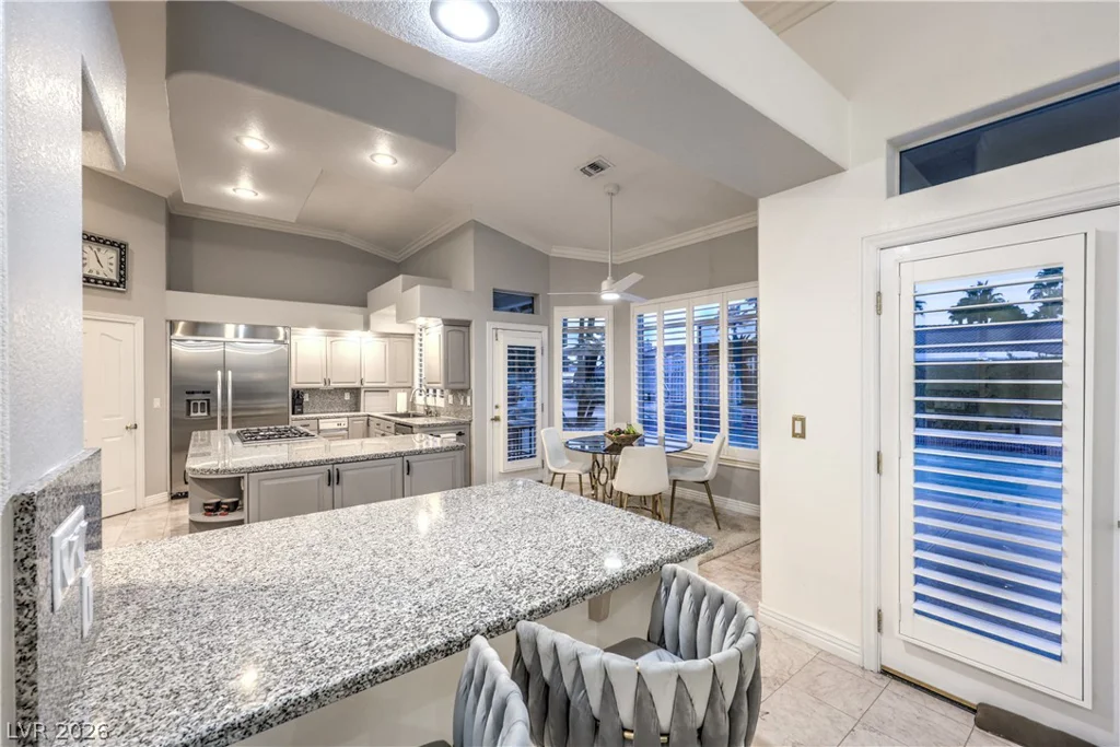 1941 Black Water, Las Vegas, NV 89117