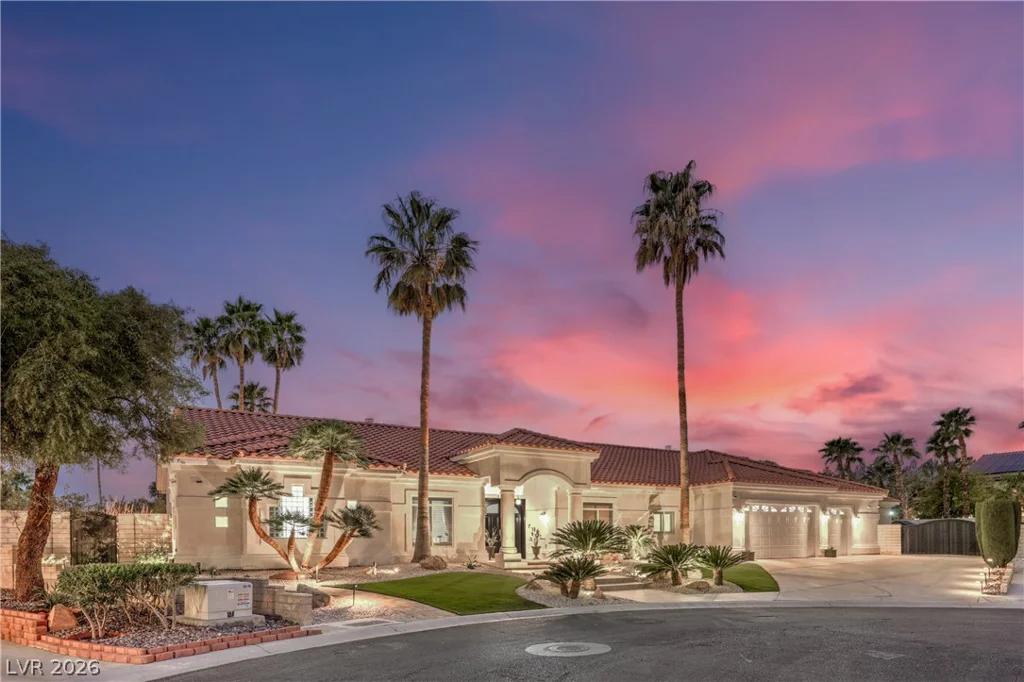 1941 Black Water, Las Vegas, NV 89117
