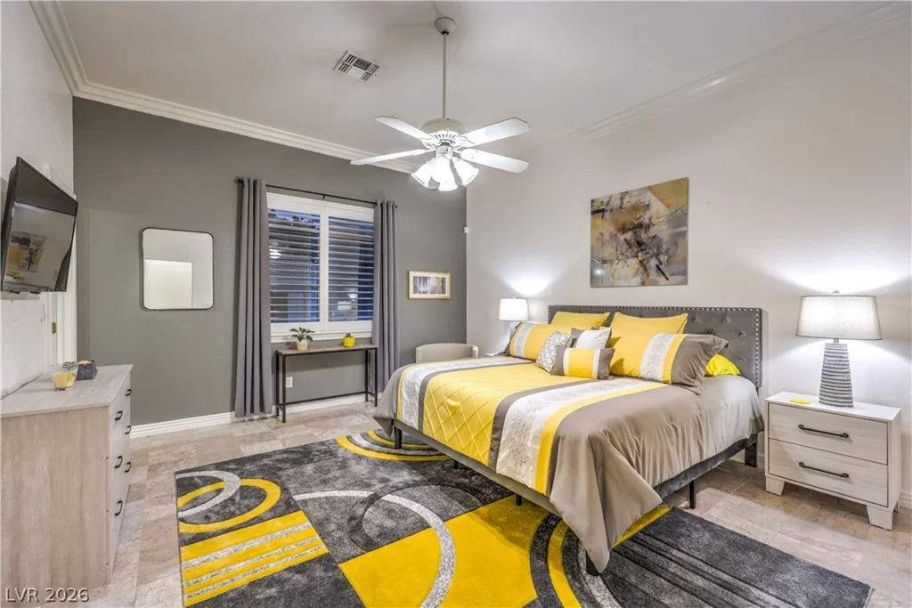 1941 Black Water, Las Vegas, NV 89117