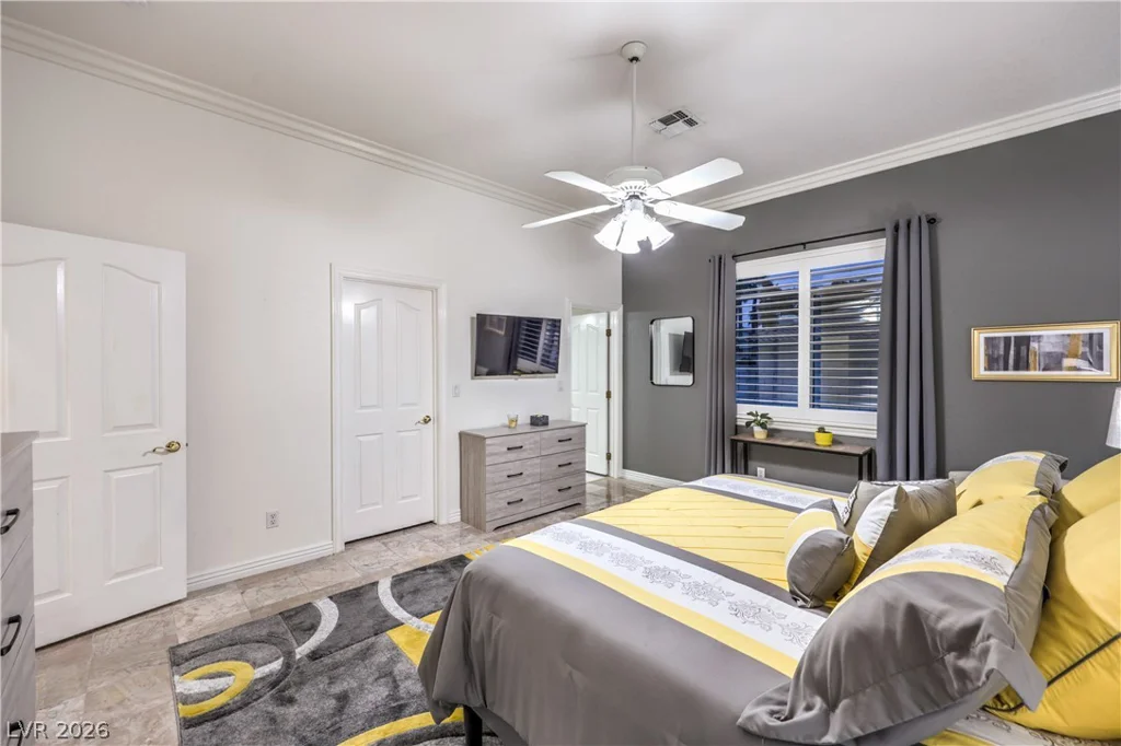1941 Black Water, Las Vegas, NV 89117