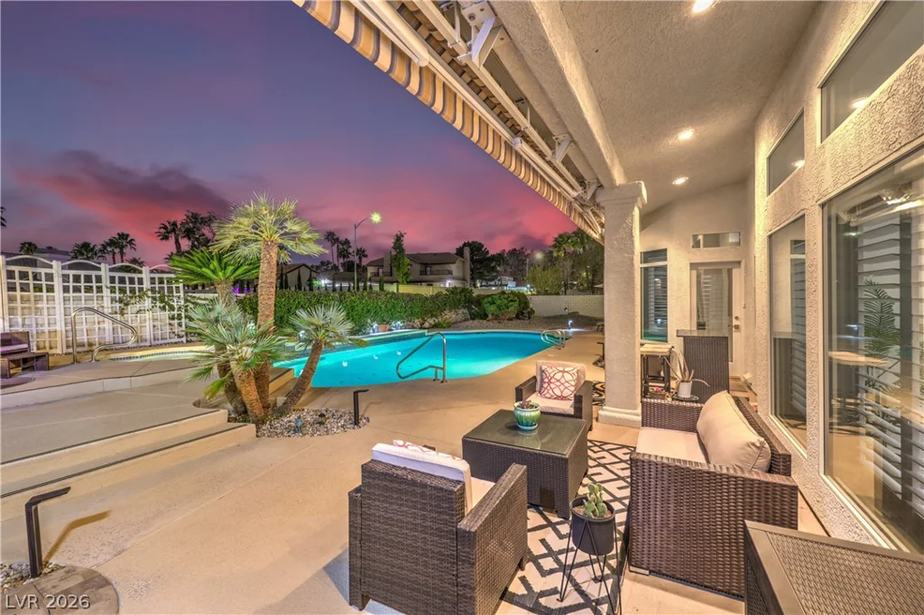 1941 Black Water, Las Vegas, NV 89117