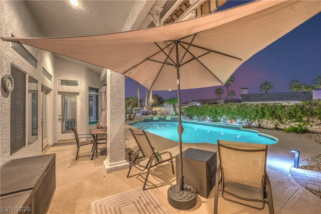 1941 Black Water, Las Vegas, NV 89117