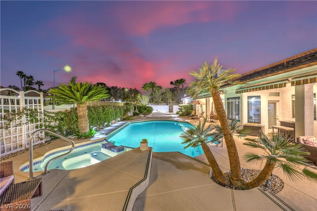 1941 Black Water, Las Vegas, NV 89117