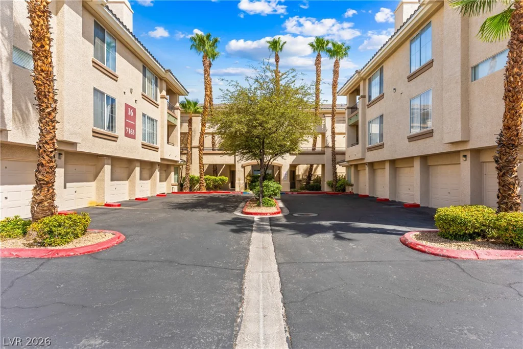 7163 Durango, Las Vegas, NV 89113