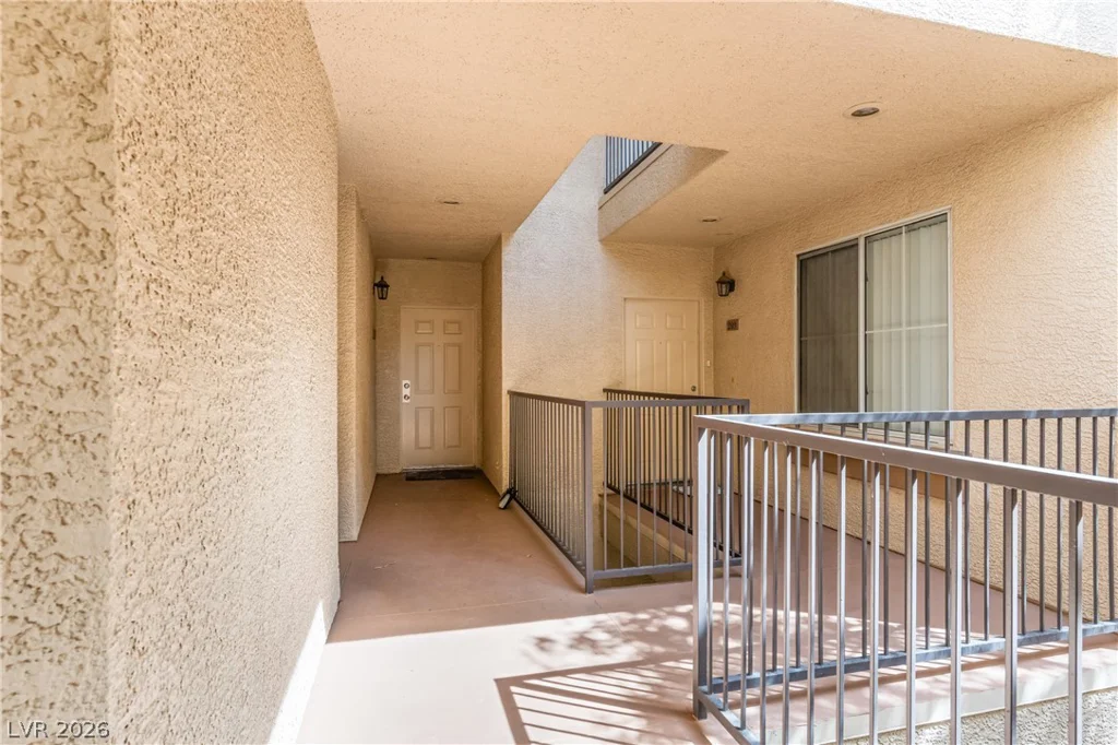 7163 Durango, Las Vegas, NV 89113