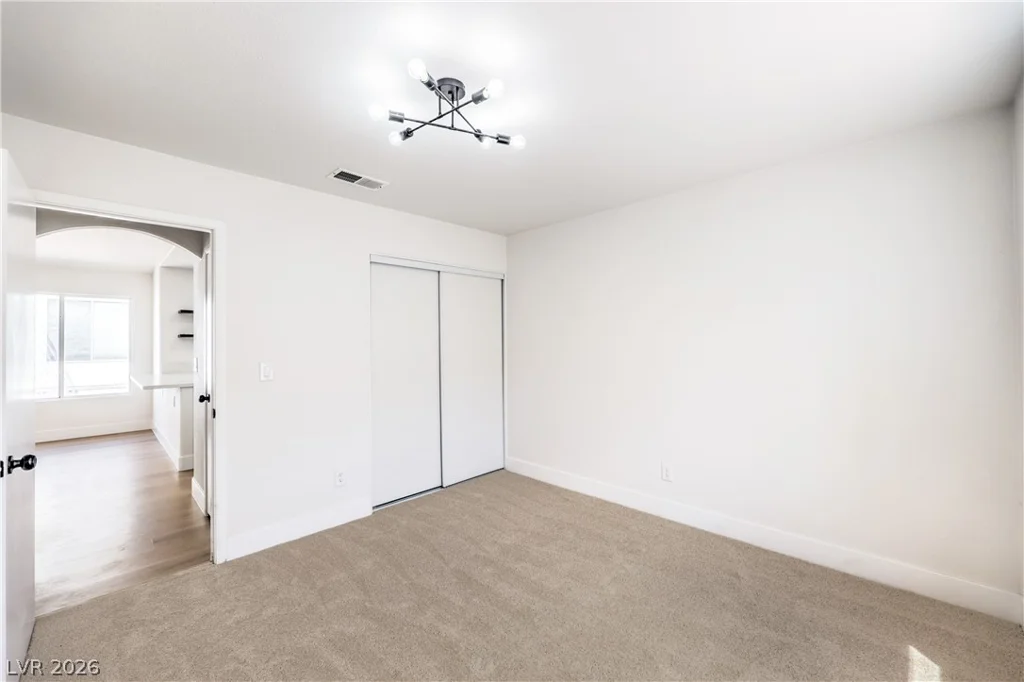 7313 Wandering, Las Vegas, NV 89131