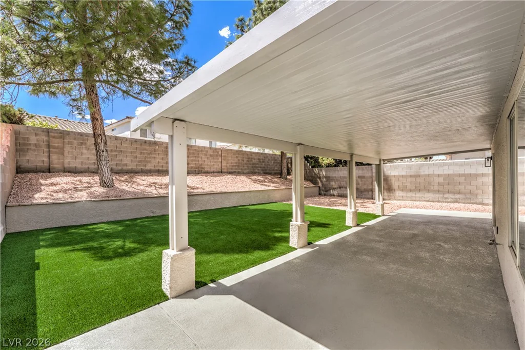 7313 Wandering, Las Vegas, NV 89131