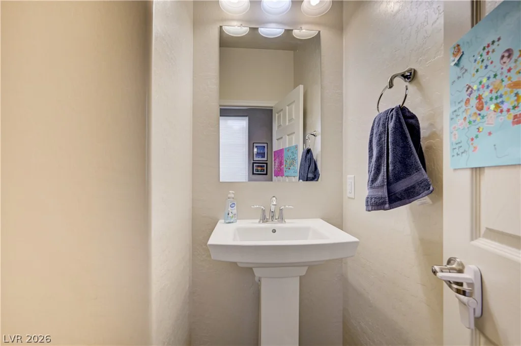 9856 Corliss, Las Vegas, NV 89148