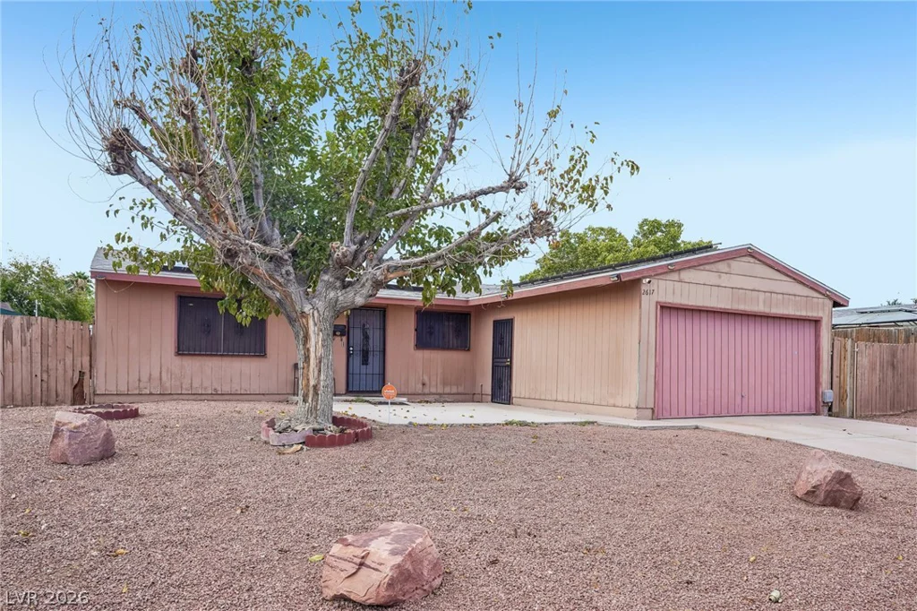2617 Bruce, North Las Vegas, NV 89030