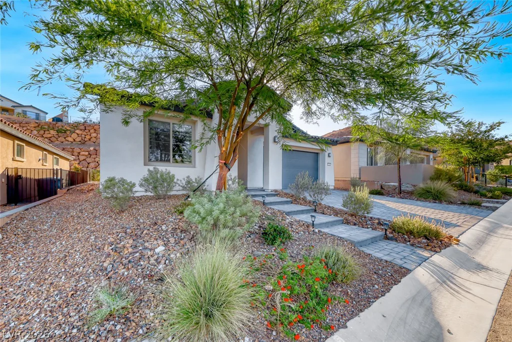 259 Sun Glaze, Henderson, NV 89011