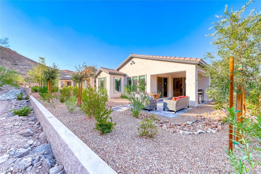 259 Sun Glaze, Henderson, NV 89011