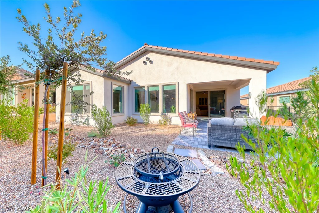 259 Sun Glaze, Henderson, NV 89011